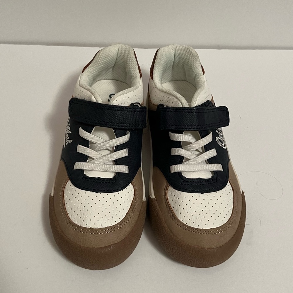 OshKosh B’gosh Shoes Boys Size 1M
